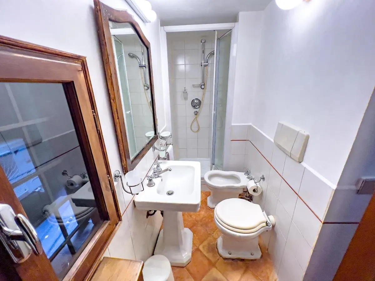 Irex Spanish Steps Private Apartment Rzym Włochy
